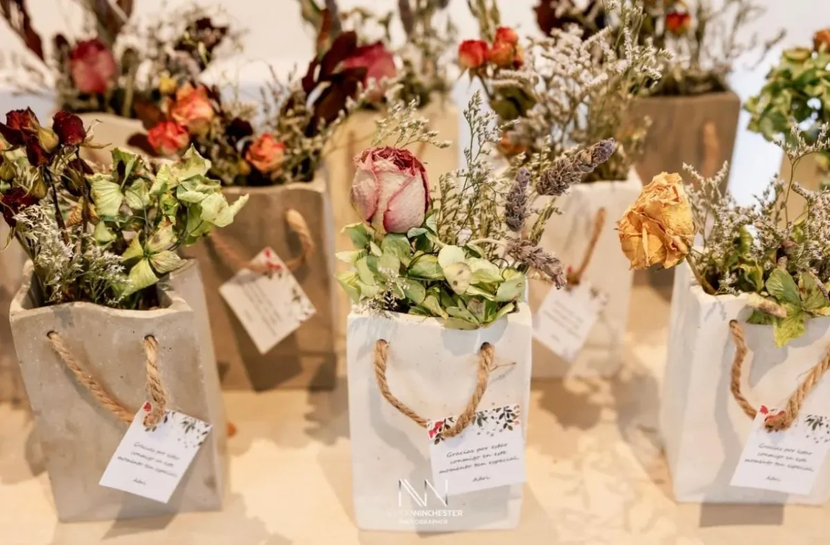 Vista del producto Florero Adriana fabricado en Ciudad de México