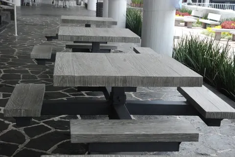 Detalle de instalación — CDI, acabado Madera/pátina