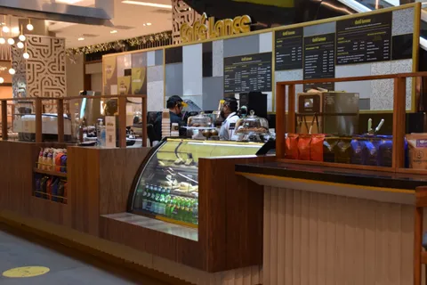 Detalle de instalación — Café Lance, acabado Lavado