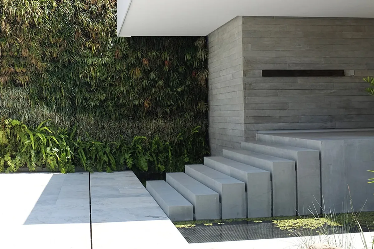 Vista general del proyecto Casa Vallarta para Ezequiel Farca + Cristina Grapín en concreto GFRC