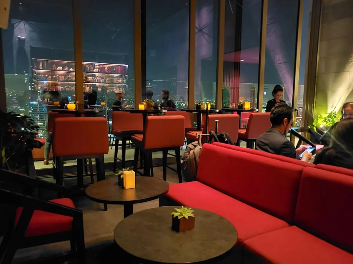 Cityzen Bar: pieza en concreto reforzado (Concreto reforzado con fibra de vidrio)