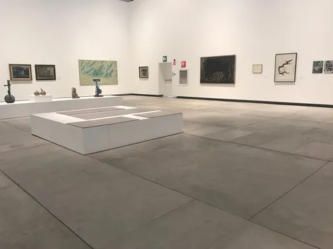 Detalle de instalación — MMAC Juan Soriano, acabado Aparente