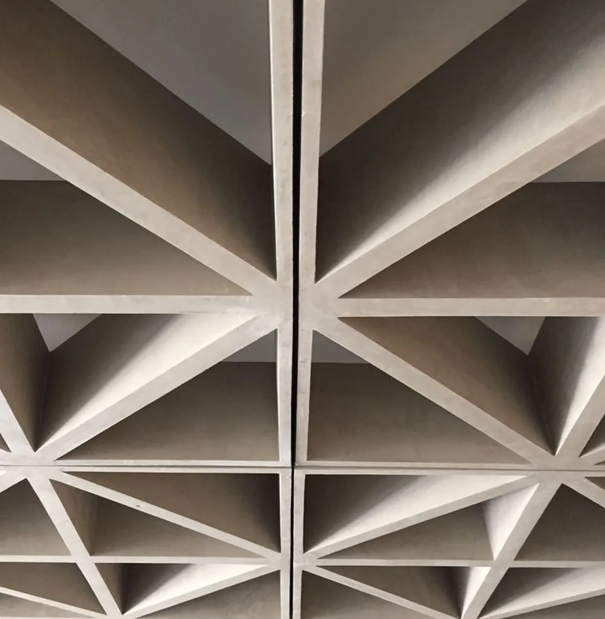 Textura y acabado del concreto en Plafón Método