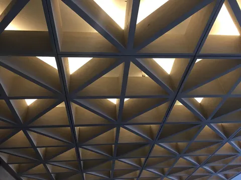 Detalle de instalación — Plafón Método, acabado Aparente