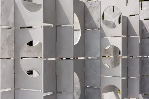 Playhouse: pieza en concreto reforzado (Concreto GFRC)