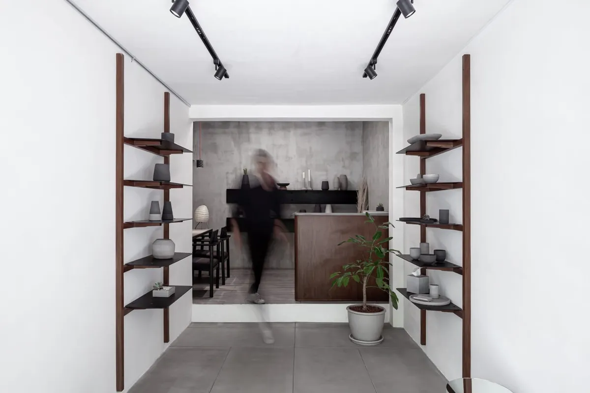 Showroom Polanco: pieza en concreto reforzado (Concreto reforzado con fibra de vidrio)