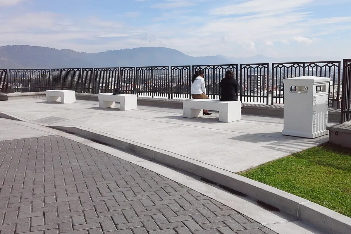 Templo de Quetzaltenango: pieza en concreto reforzado (Concreto armado/concreto reforzado con fibra de vidrio)