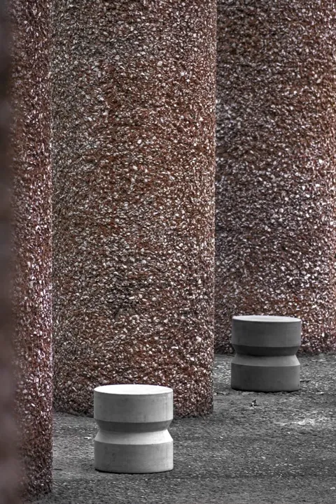 Nomo: pieza de autor en concreto (Concreto )